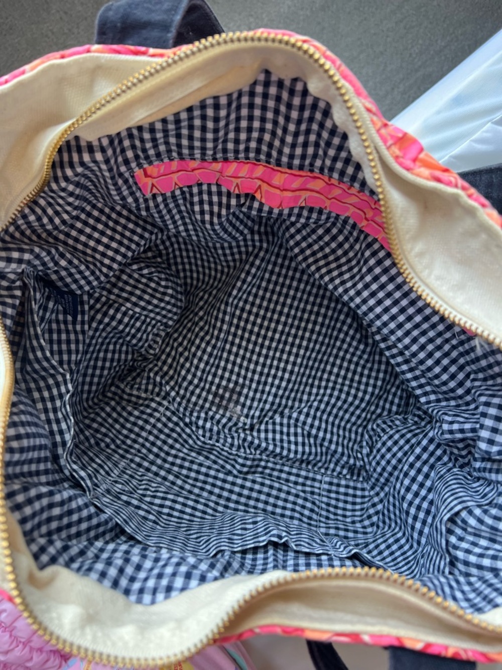 Vineyard Vines Tote Bag - Picture 6 of 7
